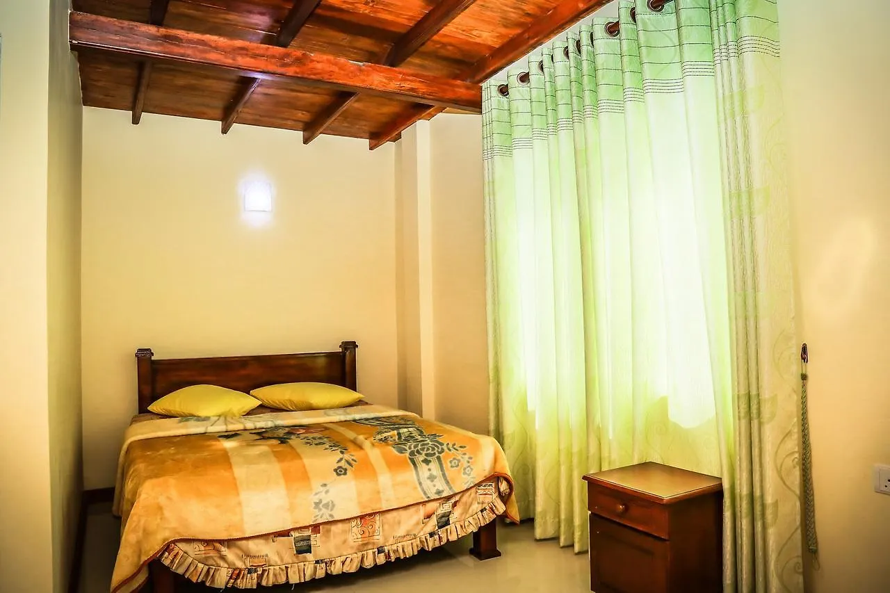 Himawari Hills Hotel Nuwara Eliya 2*,  Sri Lanka