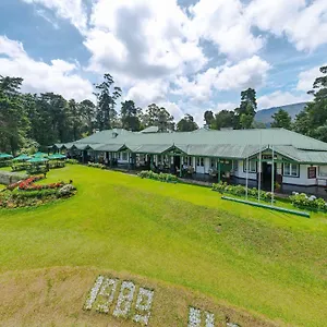 Golf Club Hotel